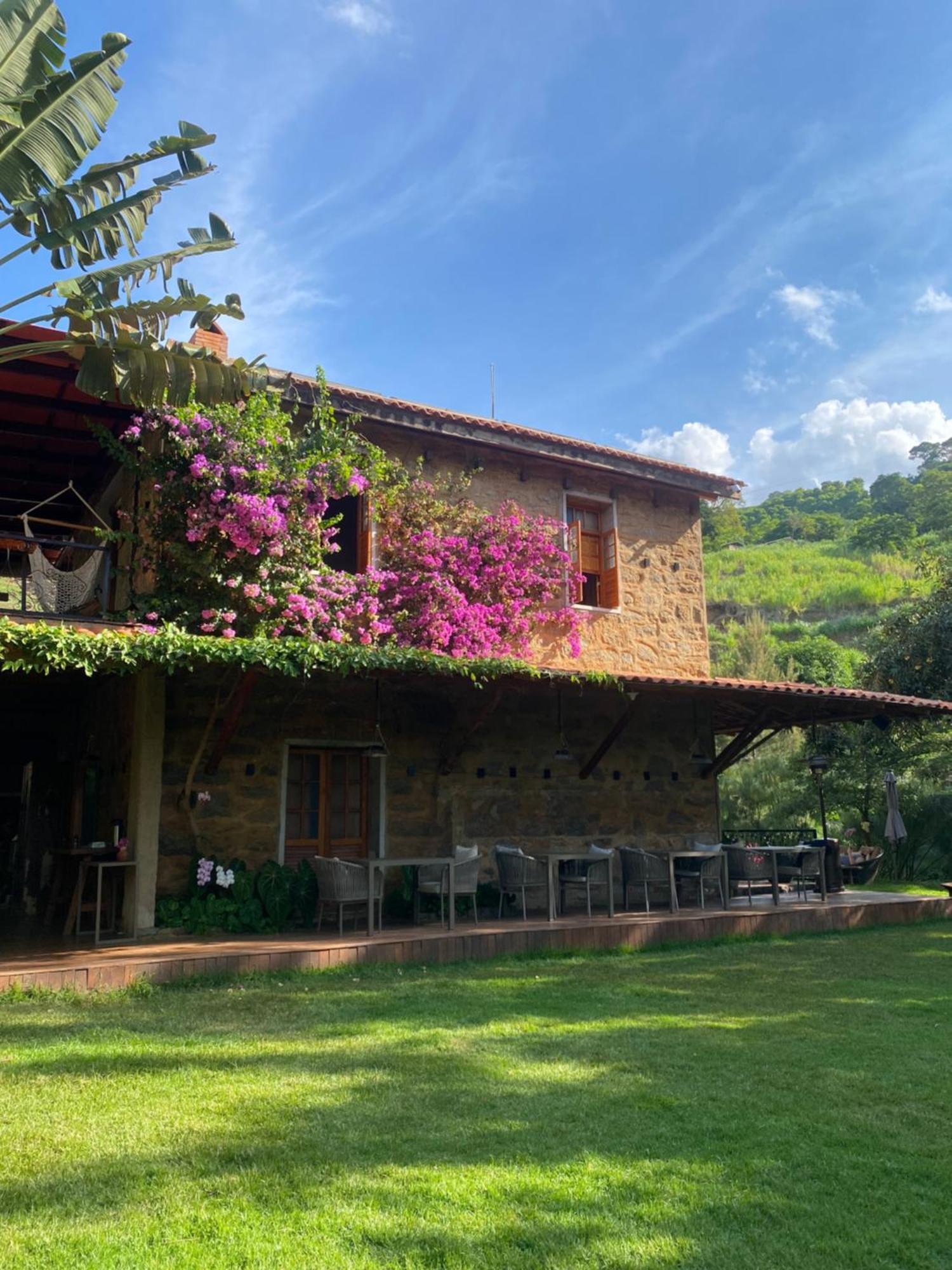 Fazenda Cachoeira Boutique Hotel Caratinga Luaran gambar